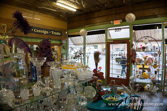 Village Merchants, Re Sell Store