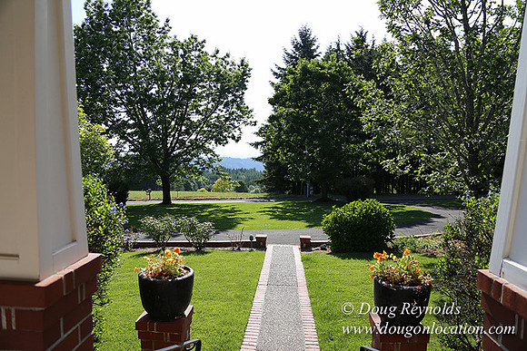 "2 Barns", "2 car garage", "40+ Acres", "PDX Zone", Pool, "White Fence", cows, "farm House", "rap around dive", "well maintained"