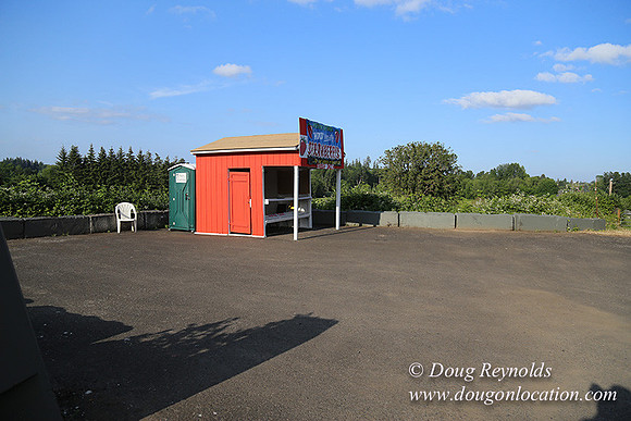 Hood Road Stand-5043