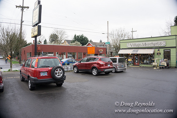 Village Merchants, Re Sell Store