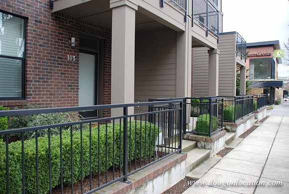 20th Avenue Town Houses-0808