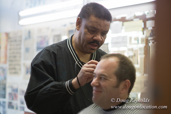 Earl's Barber Shop-2595