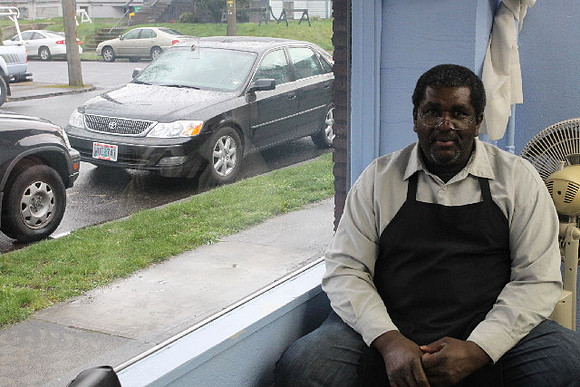 Den Salon Barber Shop-9734
