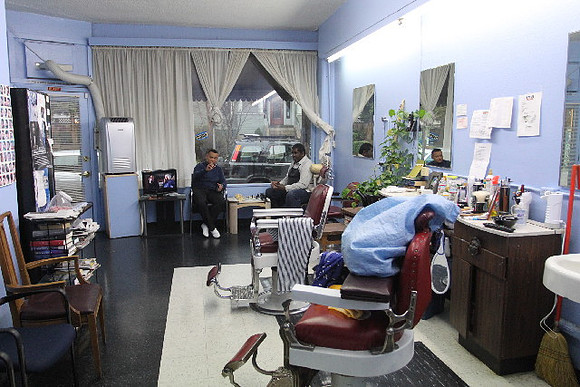 Den Salon Barber Shop-9723