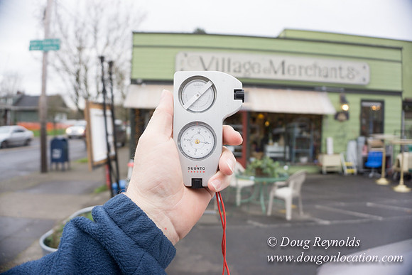 Village Merchants, Re Sell Store