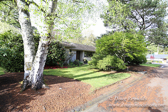 Mid Century Traditional Style Home, With a Basement, 2 car garage average sized Back Yard with Patio