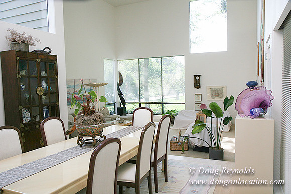 Smith House Contemporary, Modern, Dwell Style Home 3 car garage, 2 story’s, larger back yard & Front yard. Patio, PDX Zone