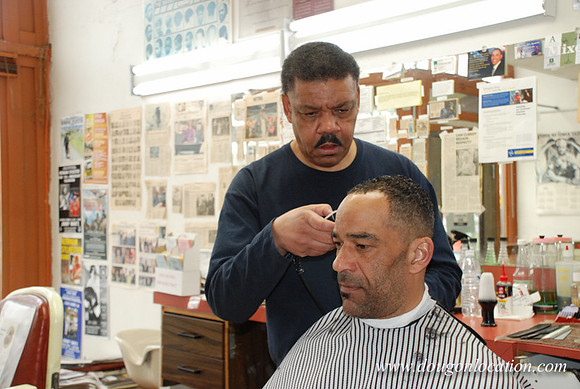 Earls Barber Shop-0417