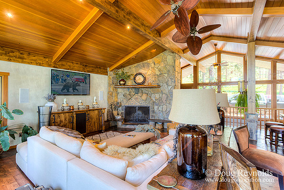 Ranch House inside-ajsrszwm-H1201m