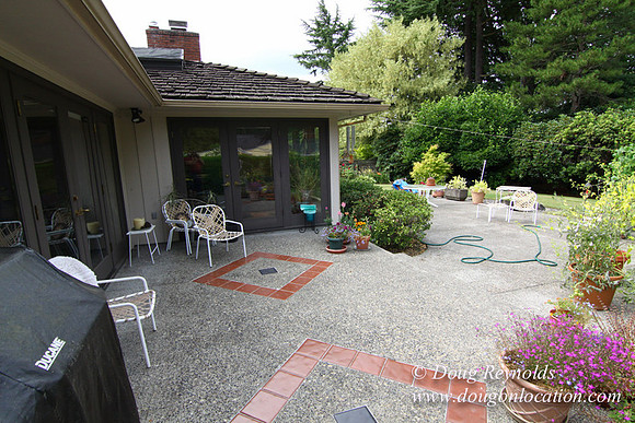 Mid Century Traditional Style Home, With a Basement, 2 car garage average sized Back Yard with Patio