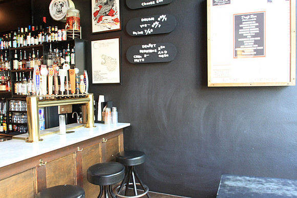 Bar Bar-6841