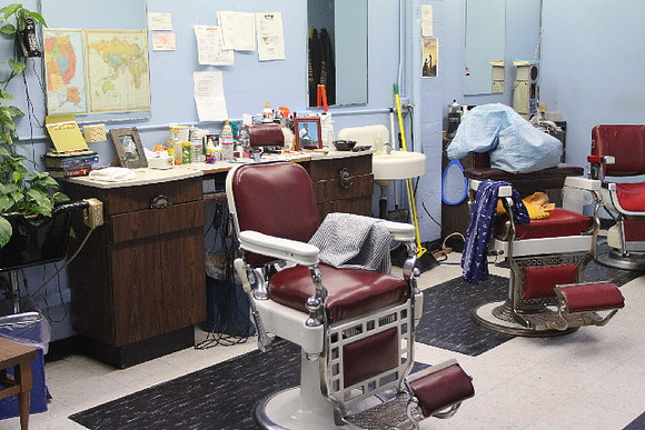 Den Salon Barber Shop-9733
