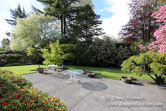 Mid Century Traditional Style Home, With a Basement, 2 car garage average sized Back Yard with Patio