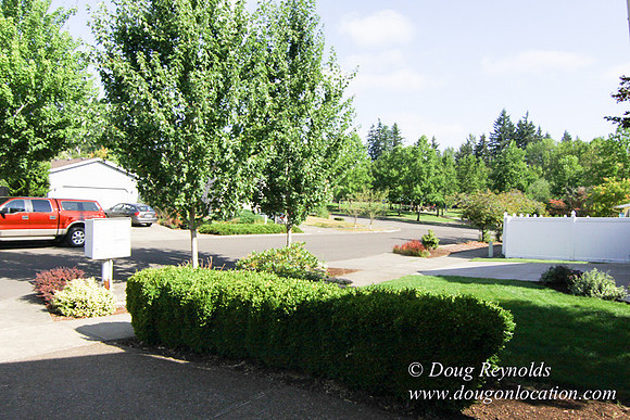 70's/80's Suburban Home Traditional with 2 car garage 2 story on Small lot
